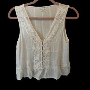 Cute Lace button up Tank